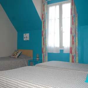 Hotel Jean Bart, París